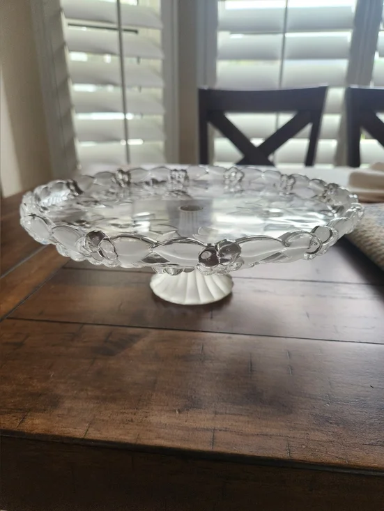 Vintage Mikasa Walther-Glass pedestal cake plate in the Carmen pattern - Picture 6 of 7